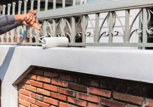 medium-vecteezy_man-painting-a-wall-outside-with-roller-for-house-decoration_60222342_medium medium-vecteezy_man-painting-a-wall-outside-with-roller-for-house-decoration_60222342_medium